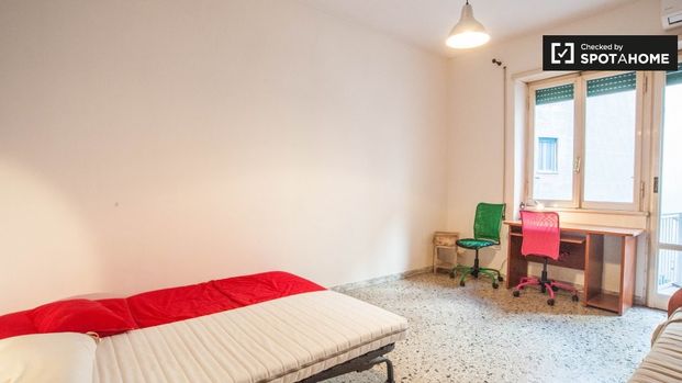 Via Modica, Rome, Lazio 00182 - Photo 1