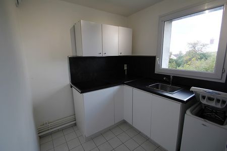 Location Appartement 1 pièce 31m² - Photo 4