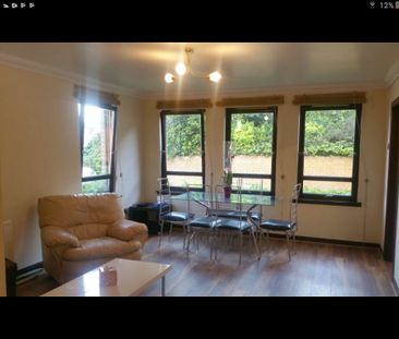2 Bed Flat, Lymburn Street, G3 - Photo 1