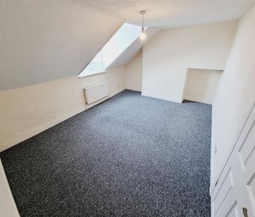3 Bedroom House to Rent in Wellingborough Road, Rushden, Northants,... - Photo 2