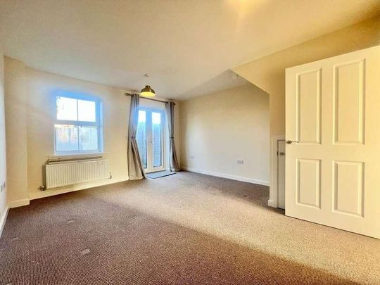 Smoke House View, Beck Row, Bury St. Edmunds, IP28 - Photo 1