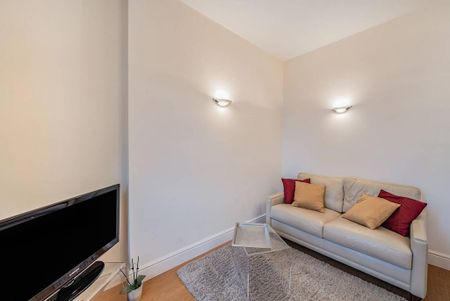 1 bedroom flat to rent - Photo 3