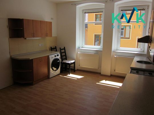 Pronájem bytu 3+1 73 m² - Photo 1