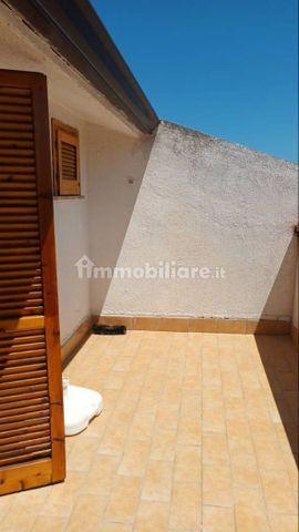 Trilocale via degli Oleandri 21, Borgata Marina, Roseto Capo Spulico - Foto 4