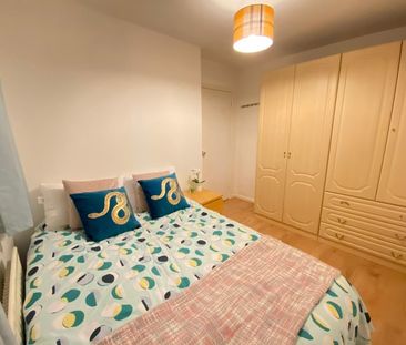 3 Bed Semi-Detached House, Old York Street, M15 - Photo 4