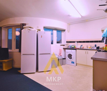 4 bedroom apartment to rent - Photo 1