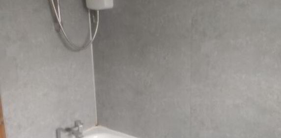 17 Kinhilt Street, Ballymena, BT43 5BD - Photo 2