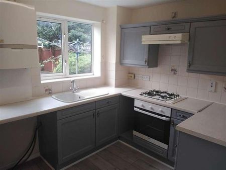 Priory Court, Neath, SA10 - Photo 5