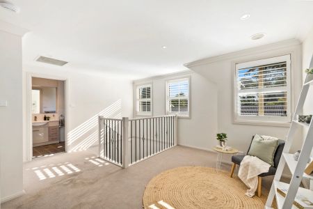 Modern Comfort in Old Bowral - Photo 4