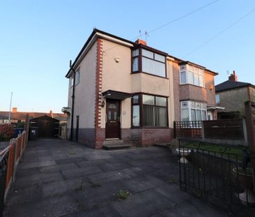 2 bedroom semi-detached house to rent - Photo 6