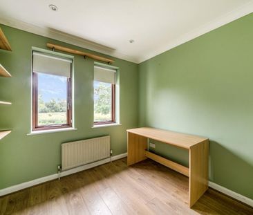 4 bedroom terraced house to rent - Photo 1