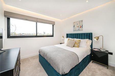 3 bedroom flat to rent - Photo 3