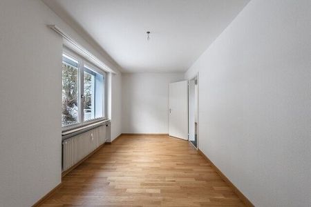 Beautiful living - first month rent-free! - Photo 2