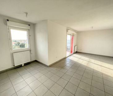 Location Appartement 3 pièces 61m² - Photo 4