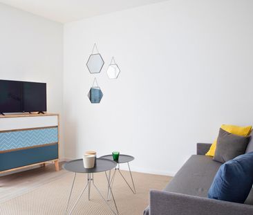 Bright & Practical Studio in the Heart of the City of Lausanne - Photo 2