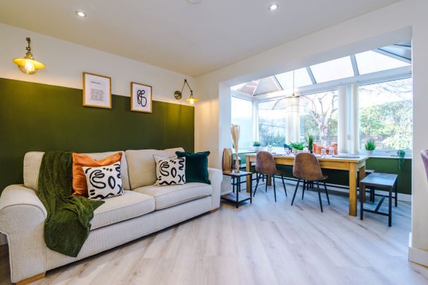 UK Award Winning, exceptionally high standard, design-led, immaculate, quiet but friendly & sociable shared home in prime location, close to Chester City Centre, transport, good shops and leisure. Room 6 - Photo 1