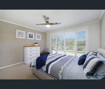 8 Byarong Avenue, Point Clare, NSW 2250 - Photo 2