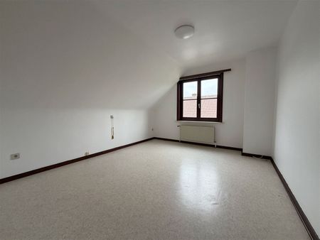 Woning te huur met 3 slaapkamers in rustige wijk - Photo 2