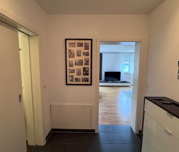 2-Zimmer-Wohnung mit Einbauküche und Balkon im beliebten Erlangen-D... - Photo 1