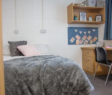 7 bedroom flat share to rent - Photo 2