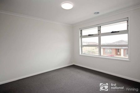 Brand-New Double-Storey Home in a Prime Location - Photo 2