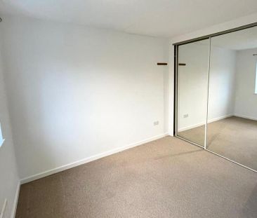 3 bedroom detached house to rent - Photo 3