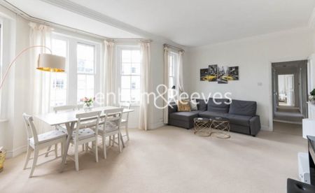 3 Bedroom flat to rent in Pitt Street, Kensington, W8 - Photo 2