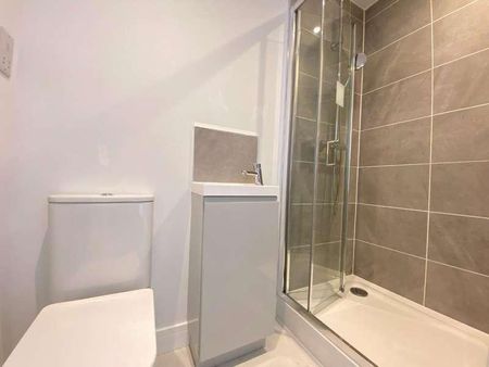 St. Marys Road, Stratford-upon-avon, CV37 - Photo 5