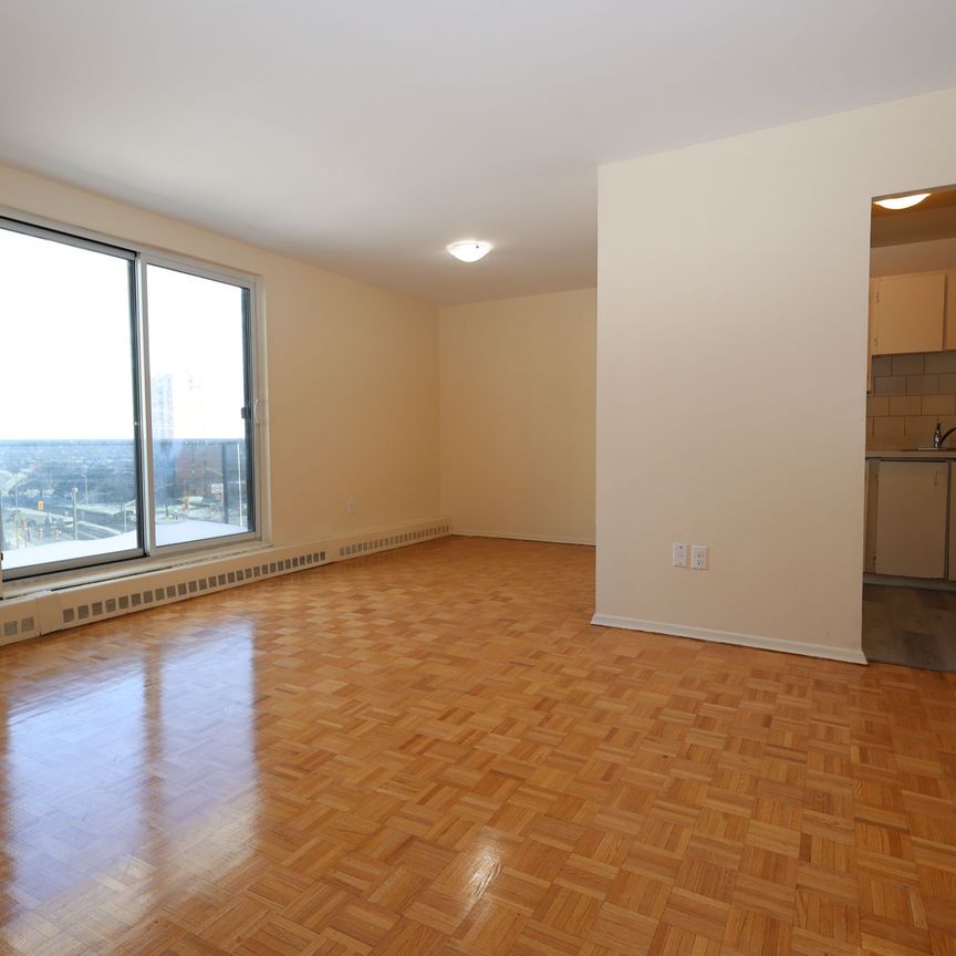 For Lease - 33 Central Parkway Unit# 504, Mississauga, Ontario - Photo 1