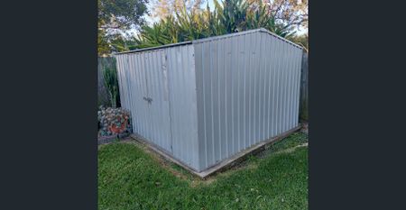 Renovated family home on large block - Photo 5