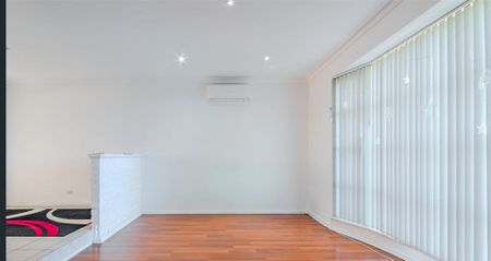 32 Abercairn Way, Parkwood WA 6147 - Photo 2