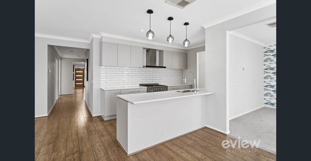 Stunning Ex- Display home in the Cornerstone estate! - Photo 1