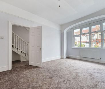 3 bedroom terraced house to rent - Photo 6