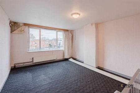 Handelshuis met appartement op uiterst interessante locatie - Photo 3