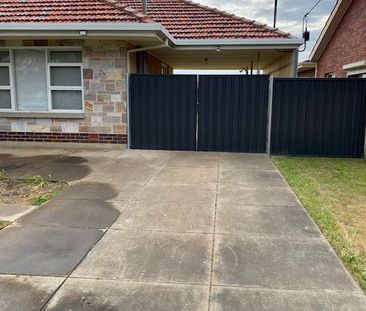 Large 3 bedroom family home - Photo 3