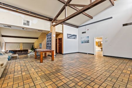 'JUNEE REST HOUSE' - CENTRAL LOCATION - Photo 2