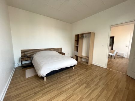 Location Appartement 2 pièces 50m² - Photo 3