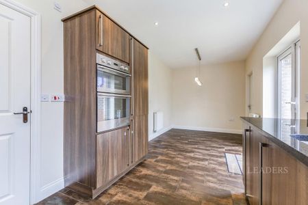 5 bedroom house to rent - Photo 4