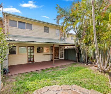 Impressive Two Bedroom Townhouse | Access Via Werona Avenue - Photo 1