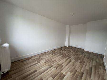 Location Appartement 3 pièces 49m² AVON 77210 - Photo 2