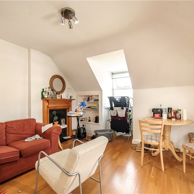 Byrne Road, London, SW12 9JD - Photo 1