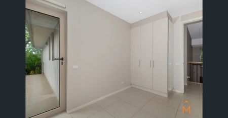 Grand Elegance in Toorak - Photo 5