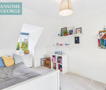 4 bedroom semi-detached house to rent - Photo 6