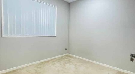 Modern 2-Bedroom Apartment for Rent in Flat Bush, Auckland - Photo 4