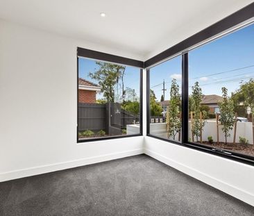 2/59 Miller Street, Thornbury VIC 3071 - Townhouse For Rent | Domain - Photo 4