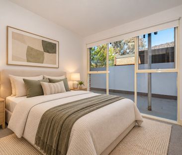 PREMIUM TWO-BEDROOM LIVING WITH AN EXPANSIVE PRIVATE TERRACE - Photo 4