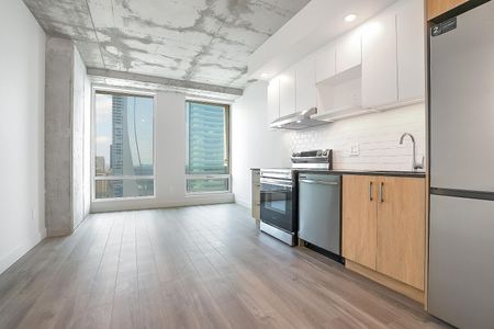 900 St-Jacques, Montréal, QC - Photo 4