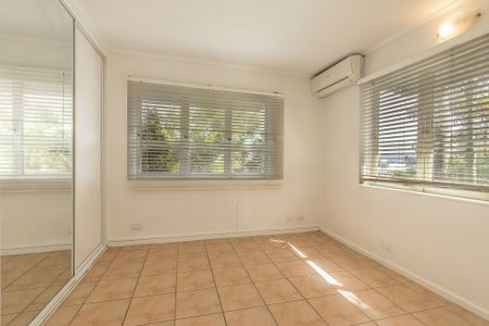 2/24 Hale Street, Townsville City - Photo 4
