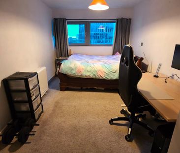 Altolusso, Bute Terrace, Cardiff - Photo 3