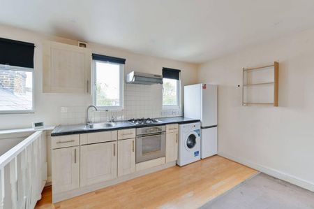 1 bedroom flat to rent - Photo 3